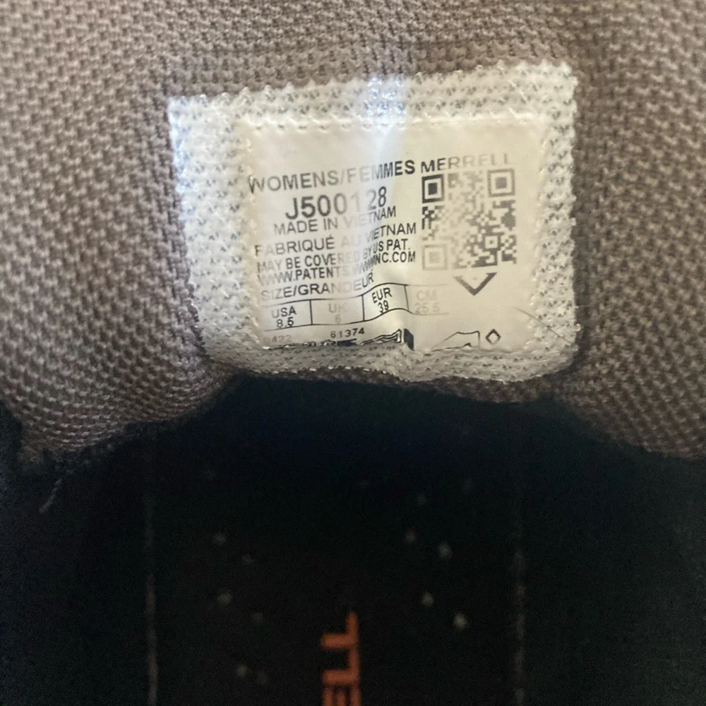 SOLD Merrell Ontario 85 Waterproof Boots - Picture 6 of 6